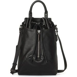 Aritzia Wilfred Free Cindy Bucket Bag